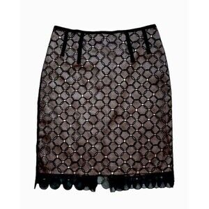 BCBG MaxAzria Lace Eyelet Circles Overlay 100% Silk Black Nude Pencil  Skirt 6